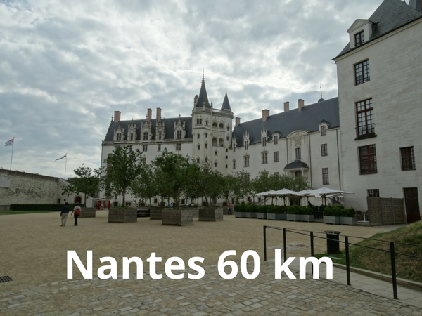 Nantes (60km)